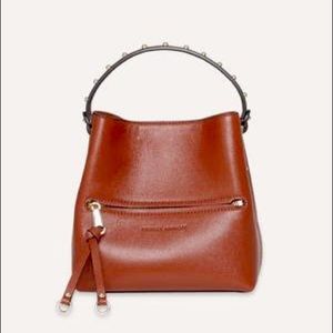 Bucket crossbody bag!